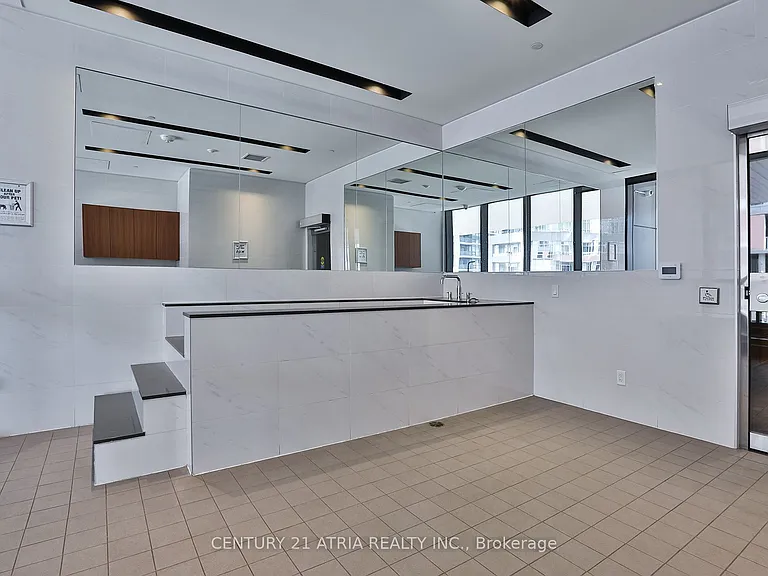 19 Bathurst St #3715 — Photo 26