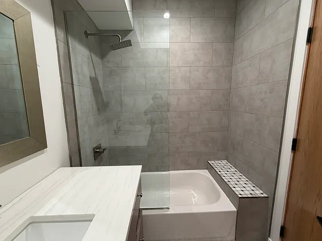 1833 Benecia Ave #1833 — Photo 12