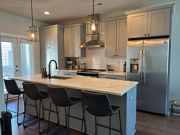 4th image of 1735 Cannon View Ln