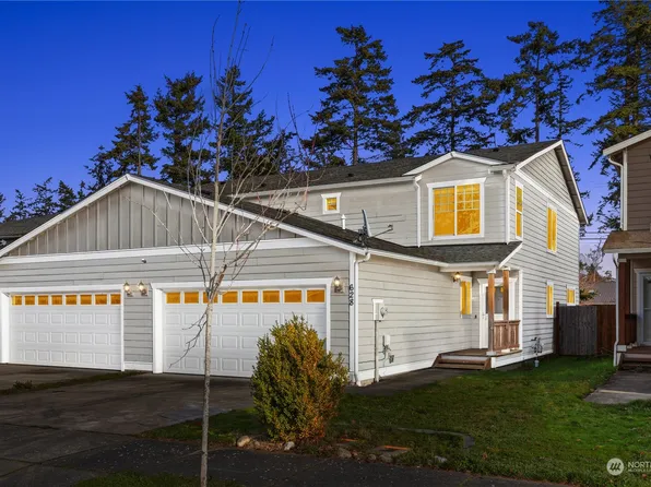 628 NW Oxford Place, Oak Harbor, WA 98277