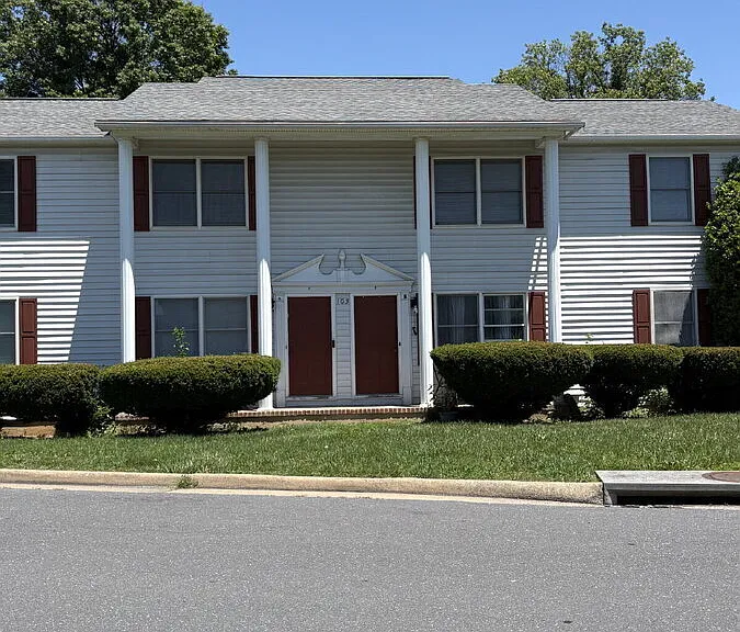 103 Pennie Ln #C — Photo 1