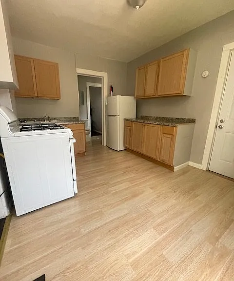 35 Seminary Ave #3 — Photo 7