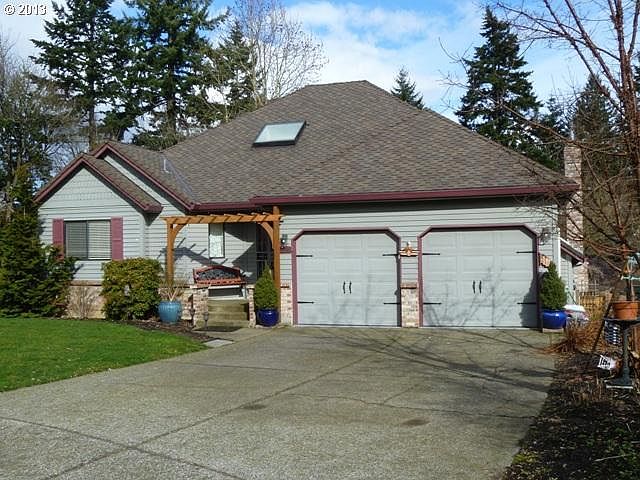 1st image of 15060 SE Hickory Ct