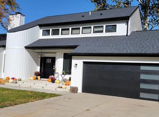 107 Southfield Rd, Winona Lake, IN 46590