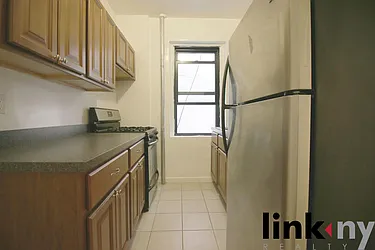 Rented by Link NY Realty