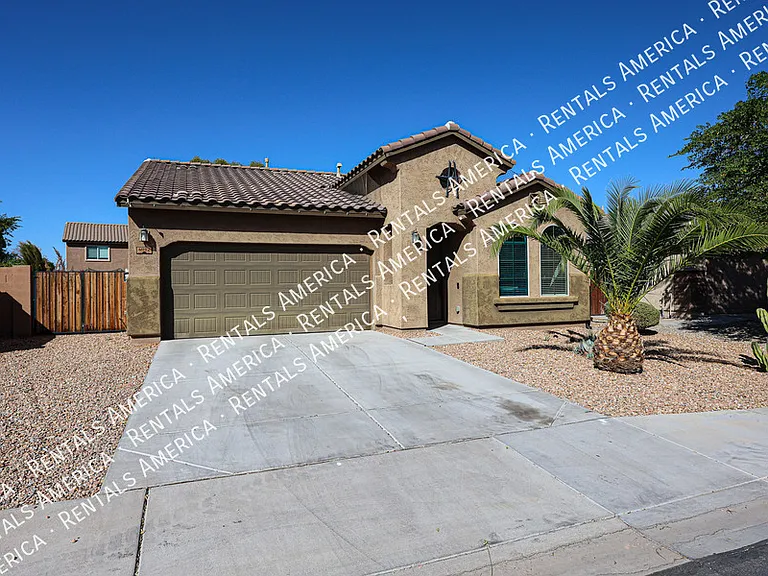 41192 W Rio Bravo Dr — Photo 2