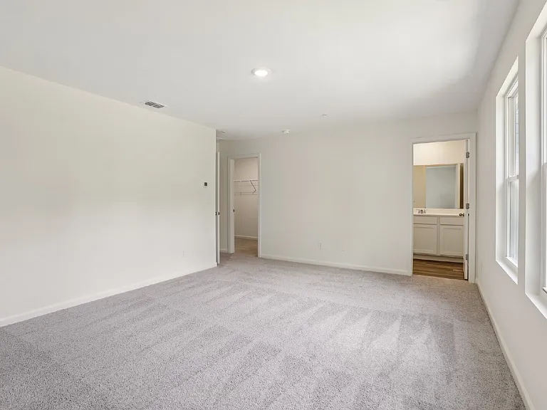 2567 Grey Hawk Dr — Photo 16