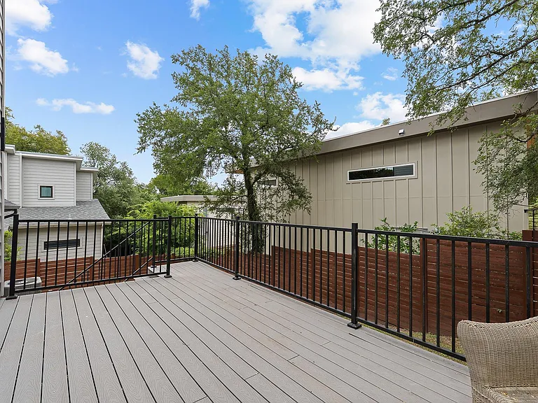1193 E M Franklin Ave #1 — Photo 28