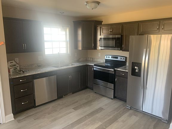 4th image of 202 Chalet Hls Lot 202