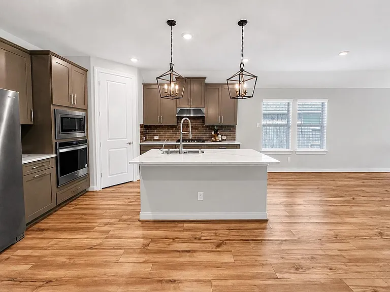 1971 Highland Meadows Dr — Photo 5