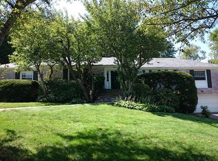 41 Chestnut Hill Rd, Newton, MA 02467