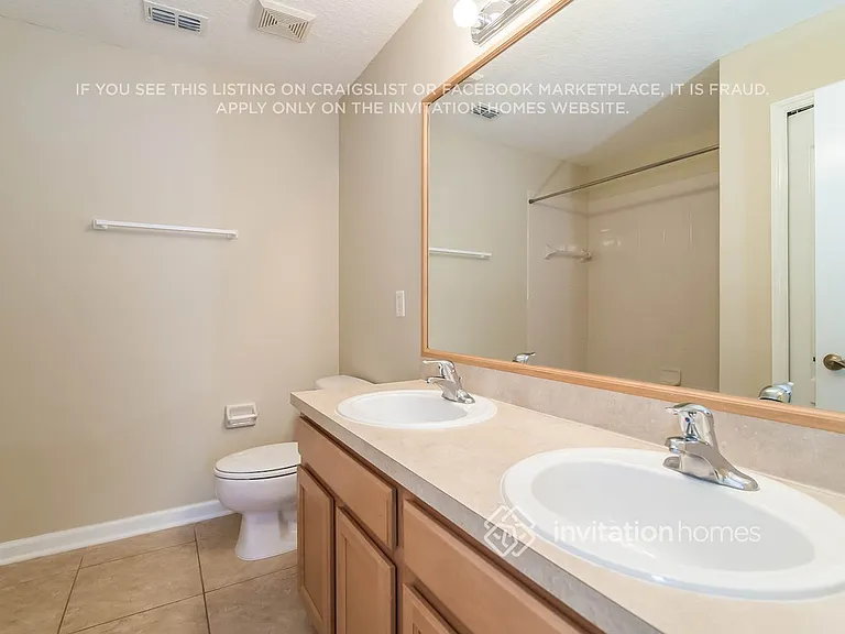 5698 Alamosa Cir — Photo 16