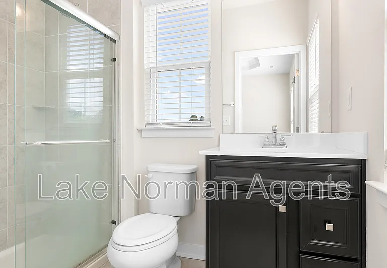 1814 Aspire St — Photo 25