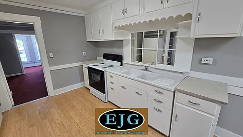 18 E Broadway #1 Photo 1