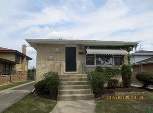 18049 Ravisloe Ter, Country Club Hills, IL 60478