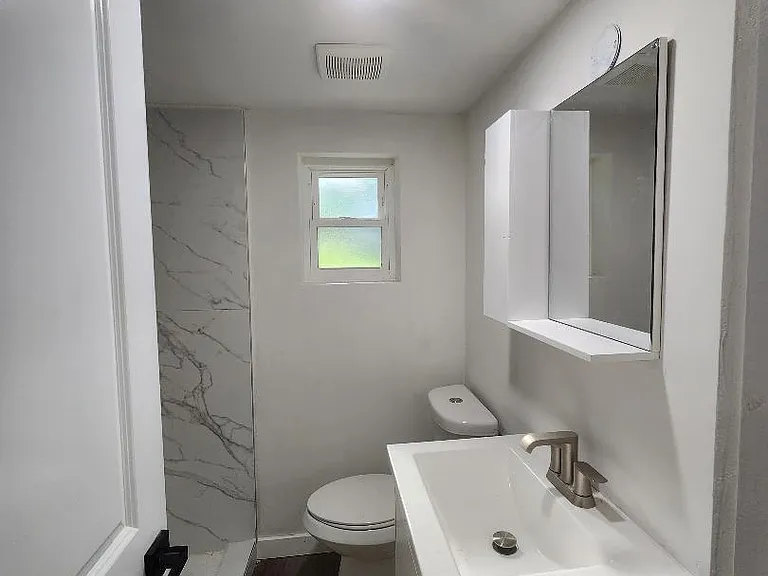 302 Kelso Dr SW — Photo 27