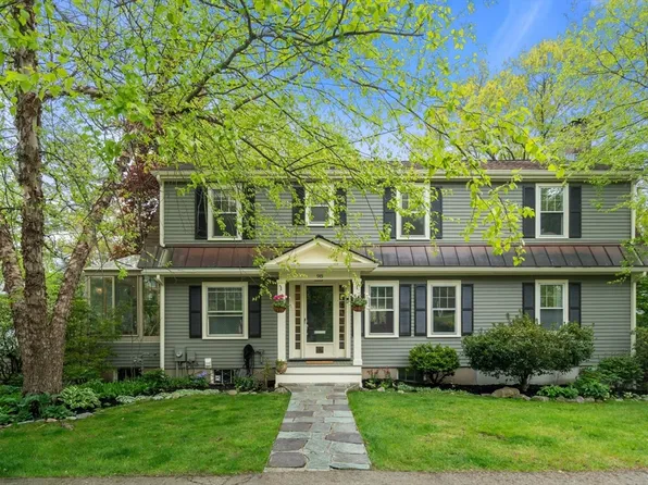 98 Brook St, Wellesley, MA 02482