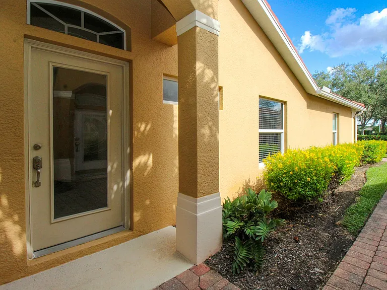 15077 Cortona Way — Photo 7