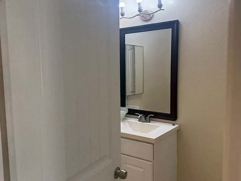 8743 Navajo Rd — Photo 9