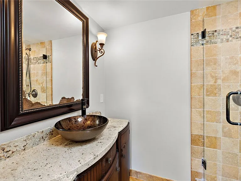 9022 Niguel Cir — Photo 13
