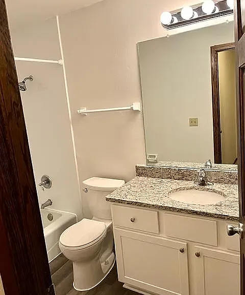 N81W15085 Appleton Ave #2H — Photo 1