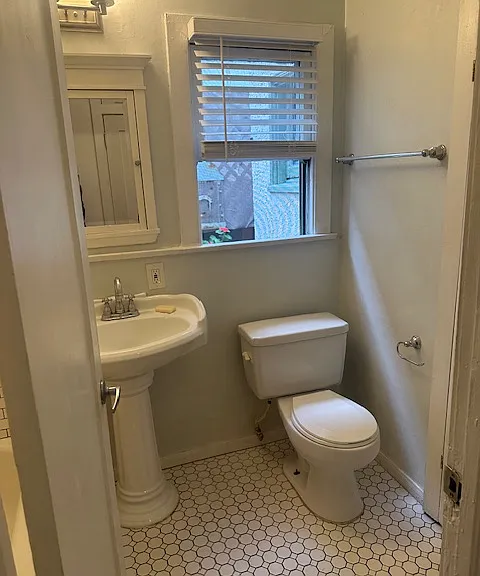 6107 Saturn St #A — Photo 15