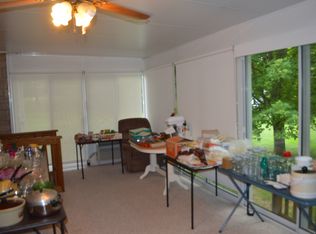 2141 N West Raintree Dr, New Castle, IN 47362