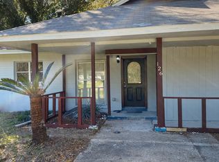 126 W Garfield Dr, Pensacola, FL 32505