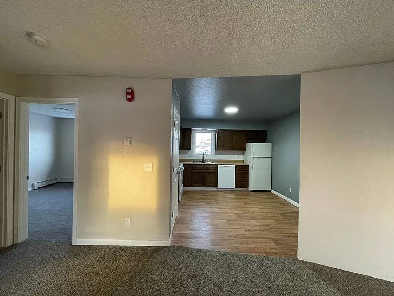 6701 E 6th Ave — Photo 13