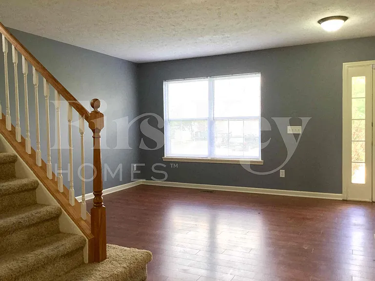 10703 Regis Ct — Photo 9