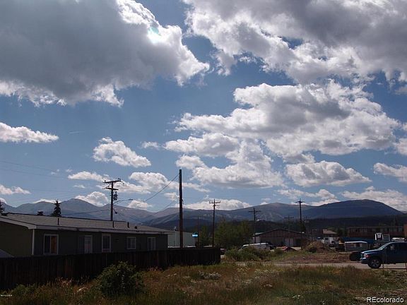 5th image of 315 Eastom Ave