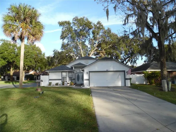 967 Belle Oak Dr, Leesburg, FL 34748