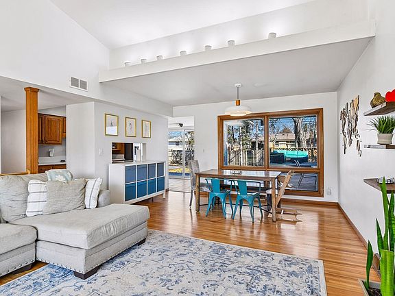 4th image of 2712 Ohenry Rd