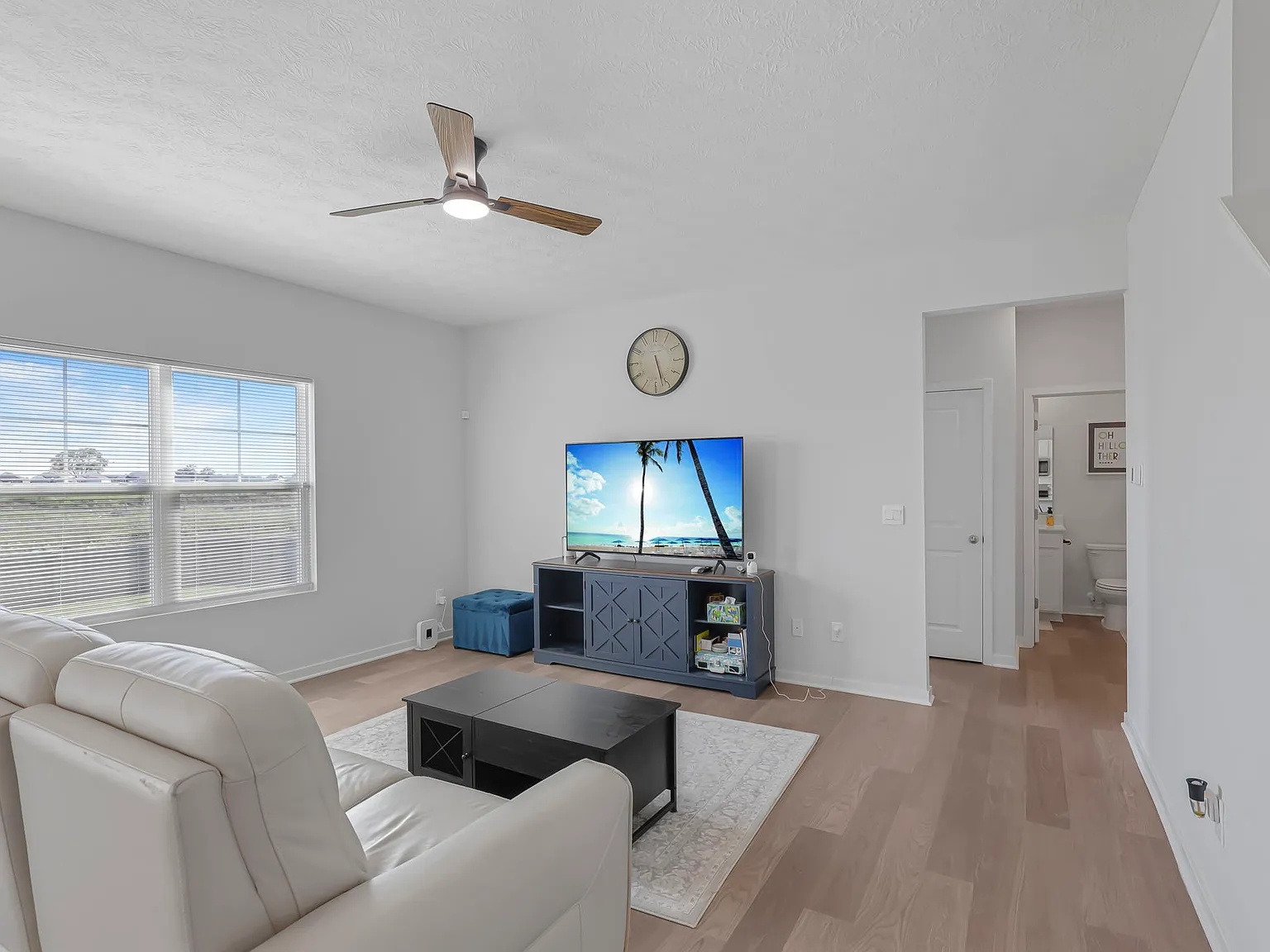 758 Leslie Drive - 1 — Photo 4
