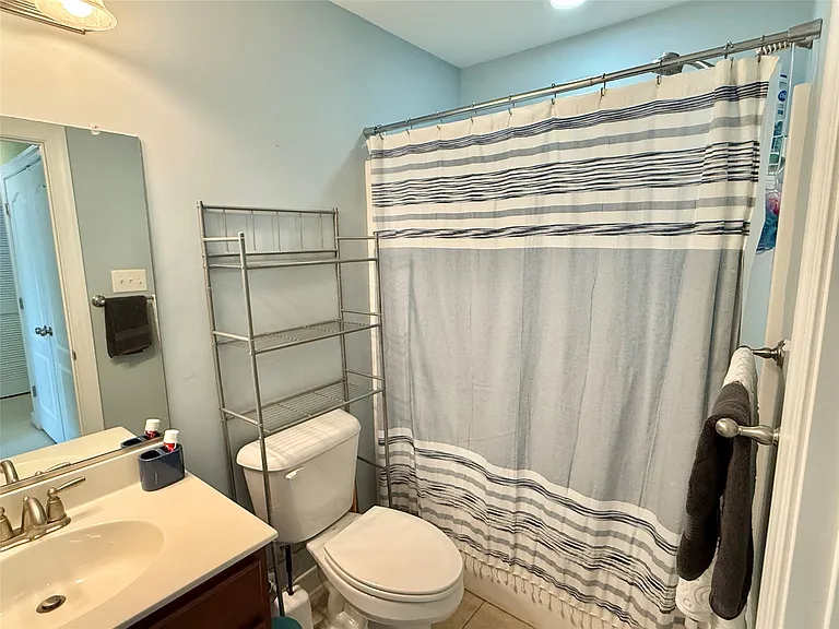 223 Quarterpath Rd — Photo 10