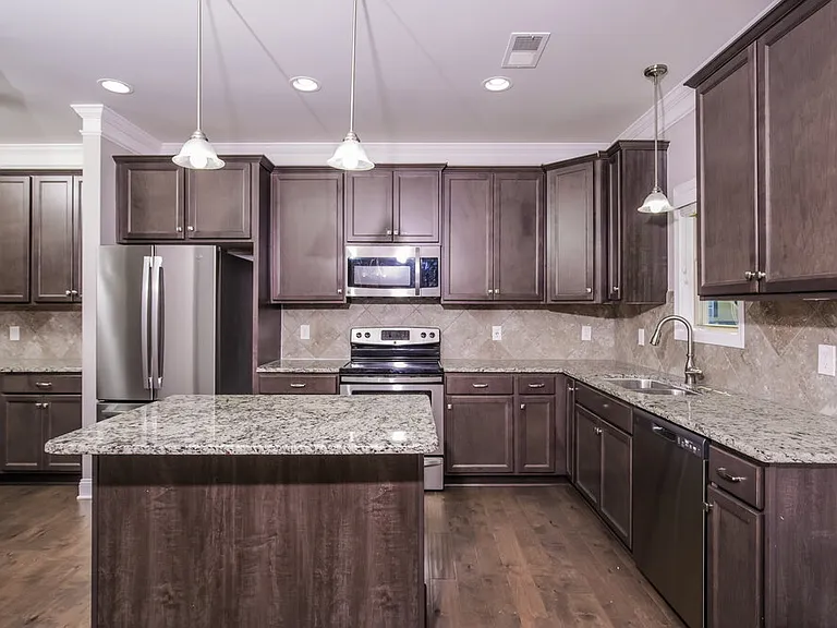 410 Sugarpine Trl — Photo 9