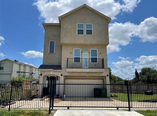 3112 Clay St, Houston, TX 77003
