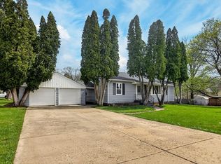 1706 Warren Rd, Rockford, IL 61108