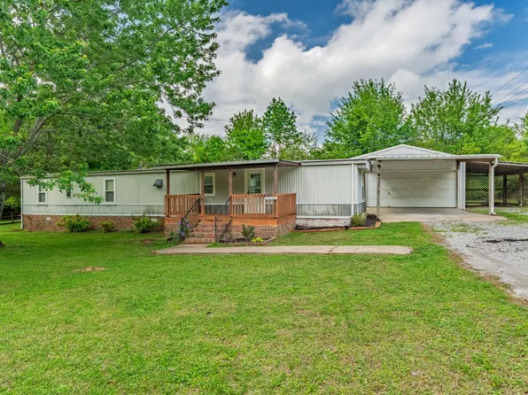 18 Hodge Dr, Fayetteville, TN 37334