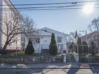 138 Oxford St, Providence, RI, 02905