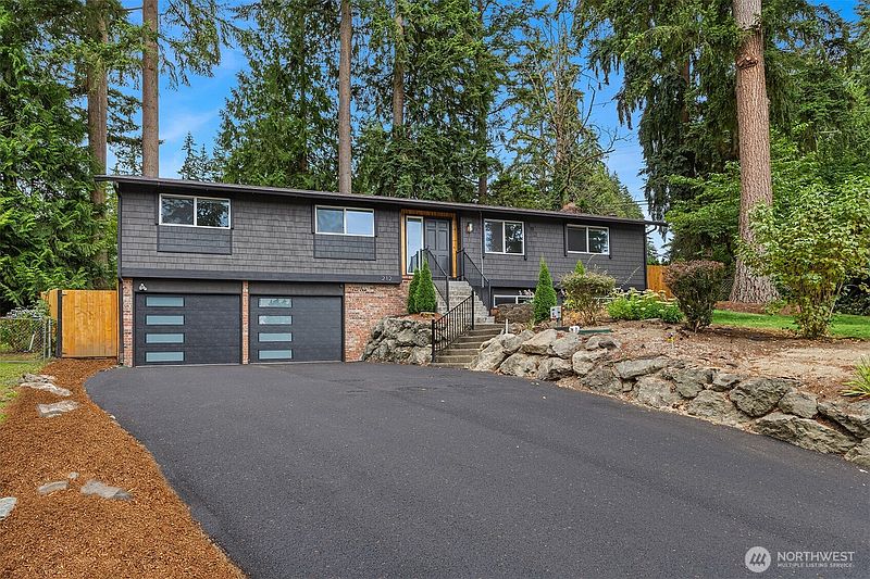 2nd image of 212 143rd Street SE