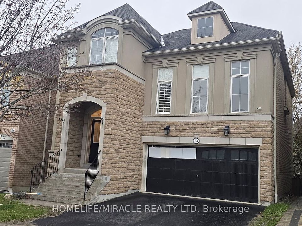 1st image of 13 Muscat Cres