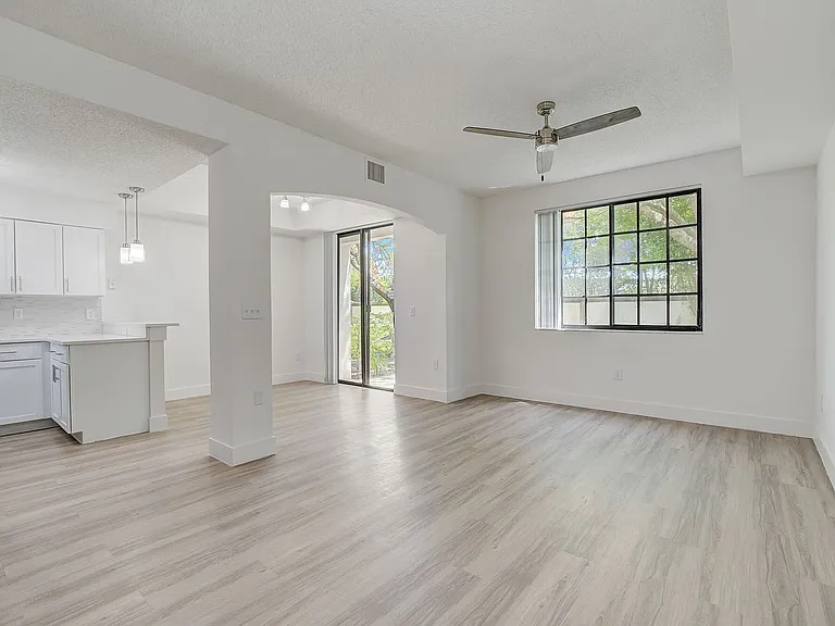 The Enclave At Delray Beach — Photo 6