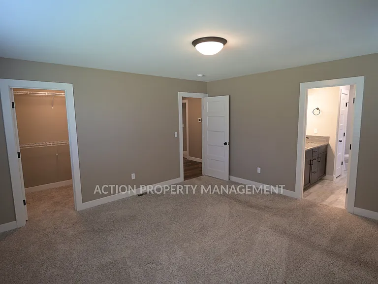 41 Victoria View St — Photo 16