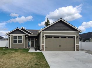 9238 N Gettys Ln, Hayden Lake, ID 83835