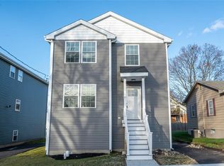 21 Stonelaw Ave, Providence, RI 02908