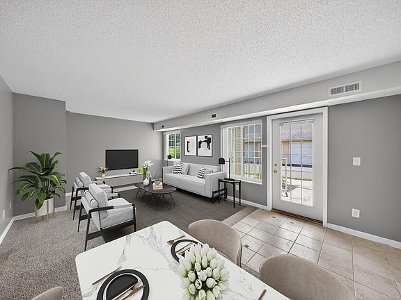 3rd image of 3714 9th St NW Unit B