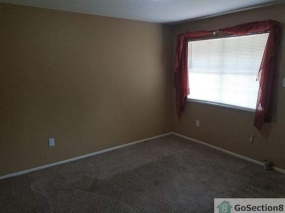 2nd image of 4616-6L Westwood Park Dr