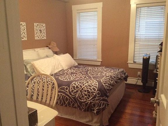 Master / Larger bedroom