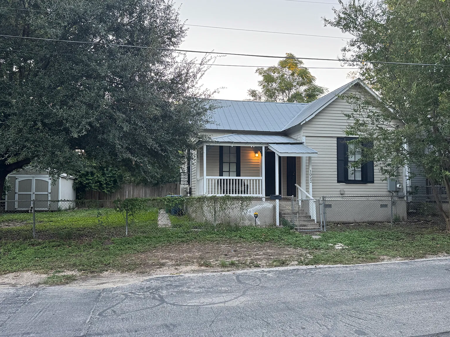 1 bed, 756 sqft, $1,100 — Photo 1